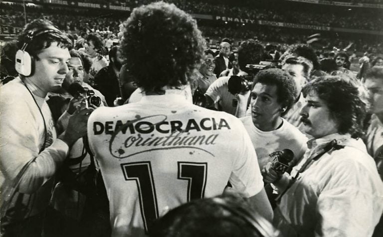 O Passado Também Chuta: Sócrates