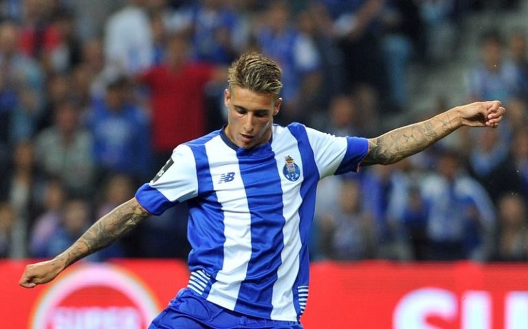 Varzim 0-2 FC Porto: Apuramento à velocidade de Tello
