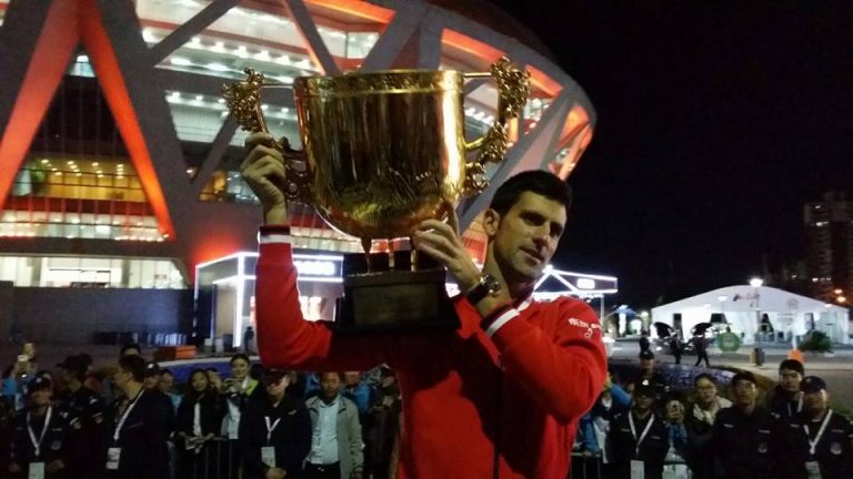 Shanghai Masters: Continua a época de sonho de Novak Djokovic