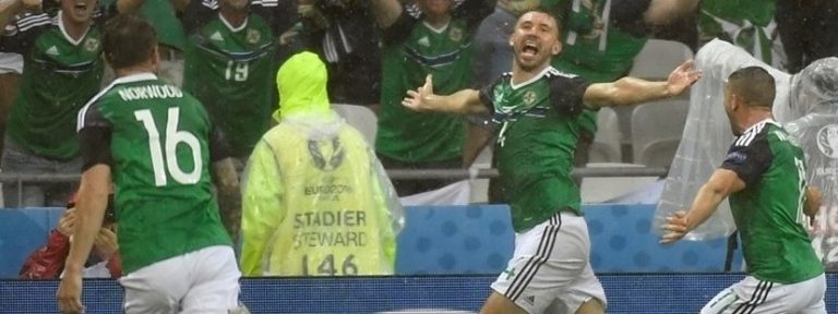 Ucrânia 0-2 Irlanda do Norte: Apagão ucraniano desperta a alma britânica