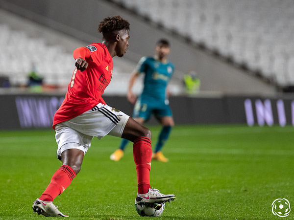 Nuno Tavares voltou a estar em foco, mas não pelos melhores motivos