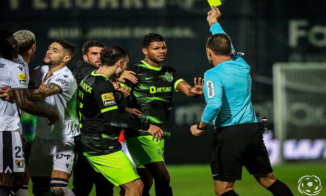Matheus Reis Artur Soares Sporting Famalicão