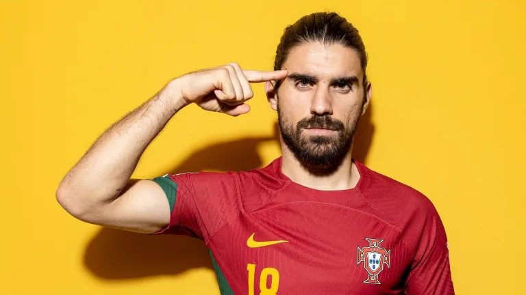 A publicação emocionante de Rúben Neves para Diogo Jota: «A partir de hoje, entrarás em campo comigo e seguiremos o nosso caminho juntos»