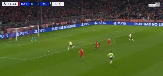 Golo de Haaland contra o Bayern