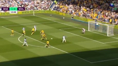 Gross faz o segundo contra o Wolves