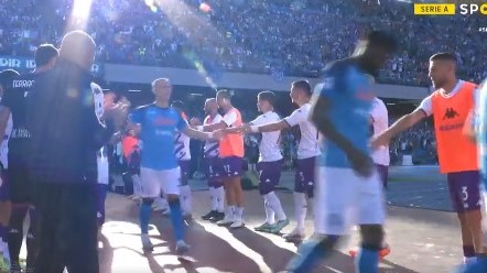 Guarda de honra ao Napoli