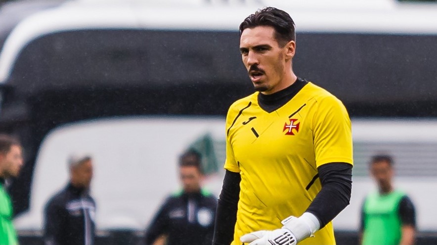 Guilherme Oliveira renova com o Belenenses