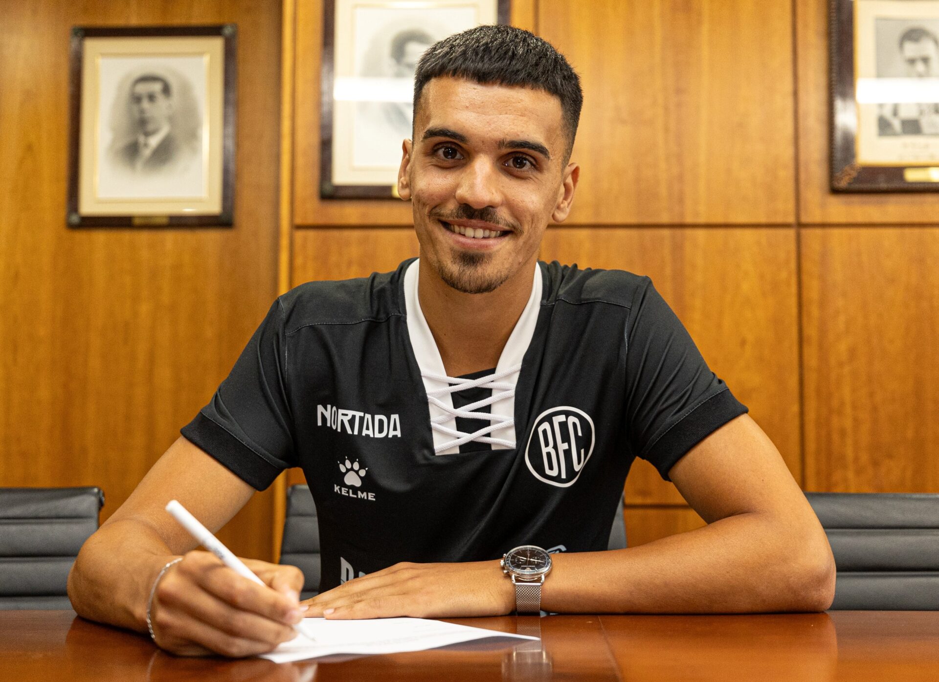 João Gonçalves renova com Boavista