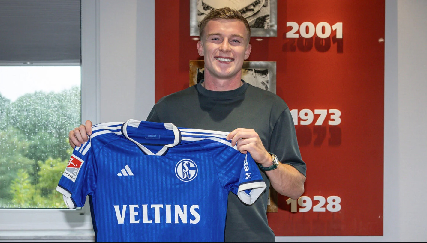 Derry John Murkin FC-Schalke 04