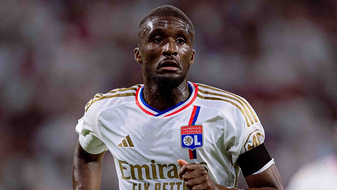 Clinton Mata Olympique Lyonnais
