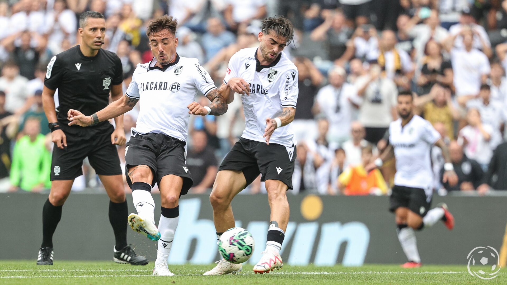 João Mendes e Jota Silva a jogar pelo Vitória SC