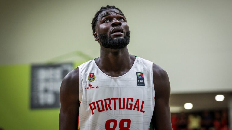 Neemias Queta vai jogar Eurobasket 2025 por Portugal: «Não vai faltar fome de vencer»