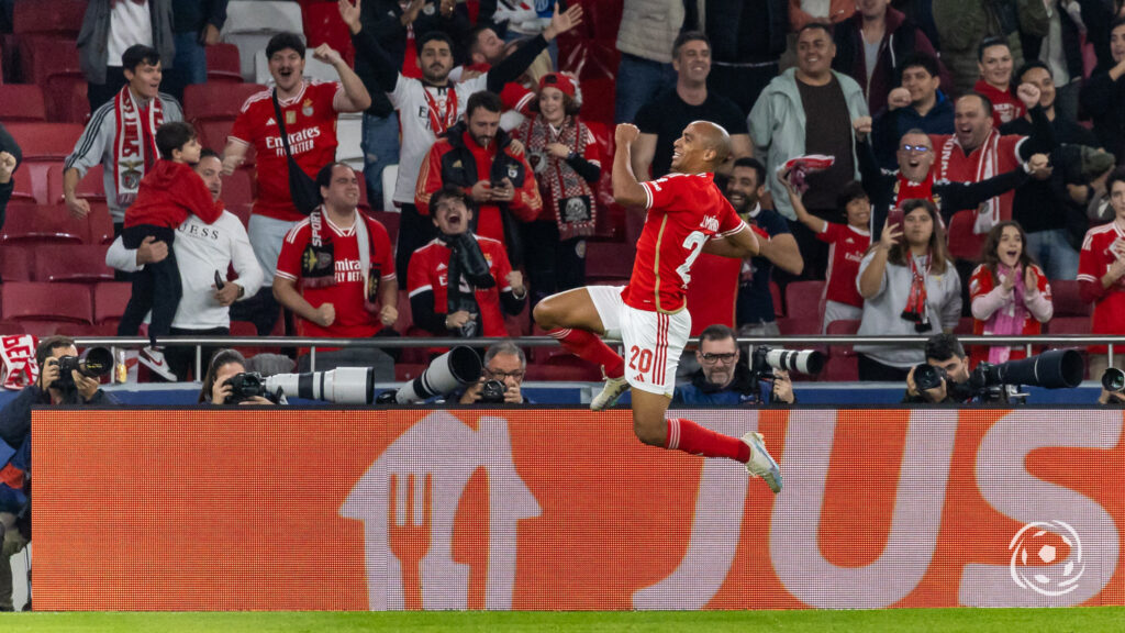João Mário brilhou no jogo da Liga dos Campeões entre Benfica e Inter de Milão