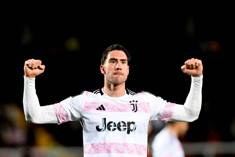 Dusan Vlahovic prepara saída da Juventus e já escolheu destino na Premier League