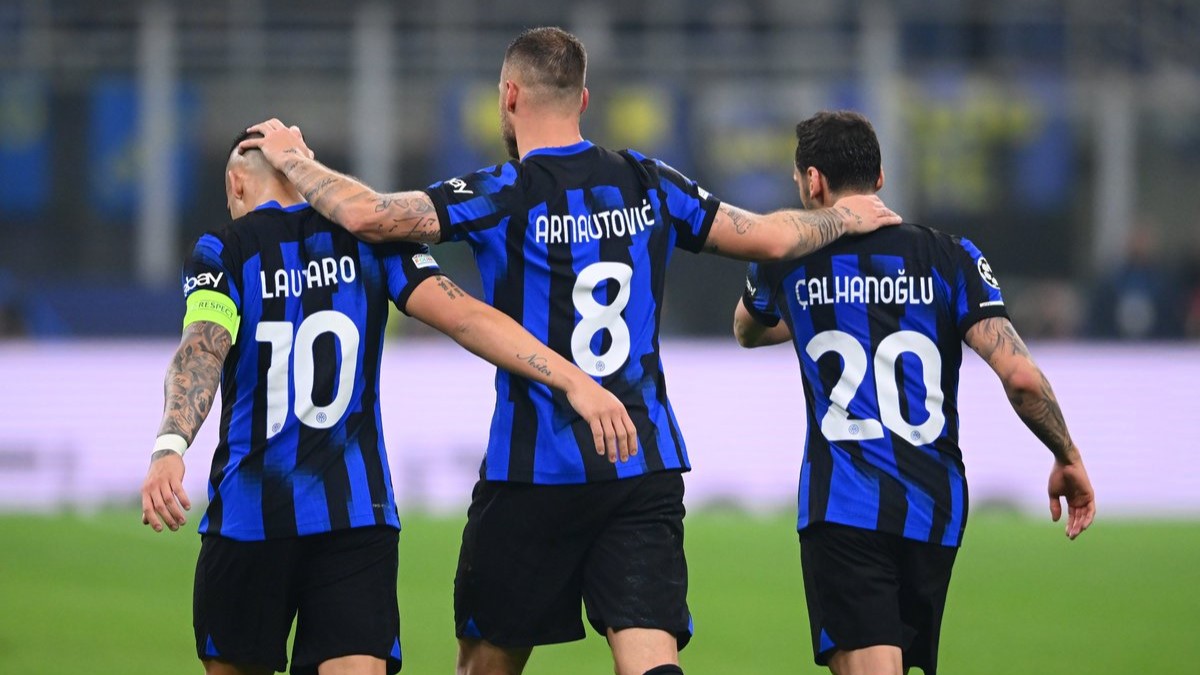 Lautaro Martínez Arnautovic Çalhanoglou Inter Milão