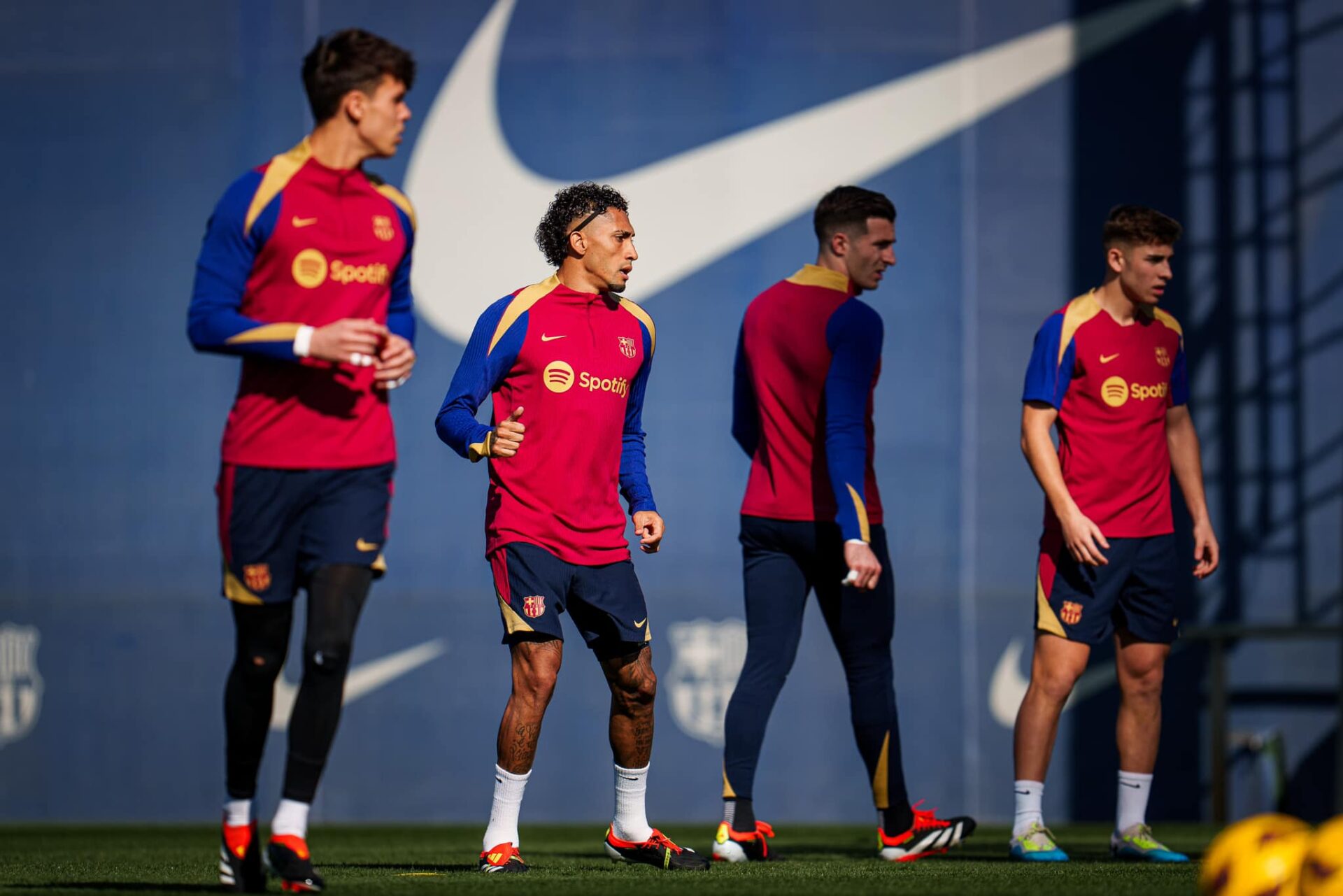 Atletas do Barcelona a treinar