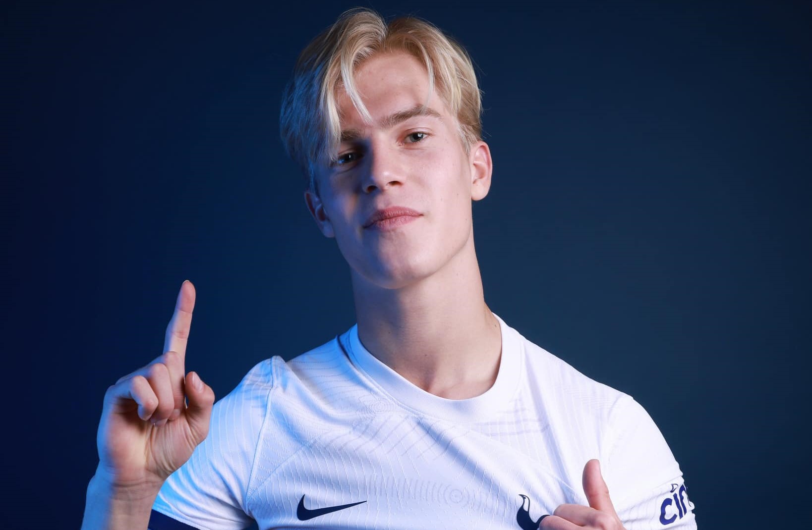 Lucas Bergvall no Tottenham