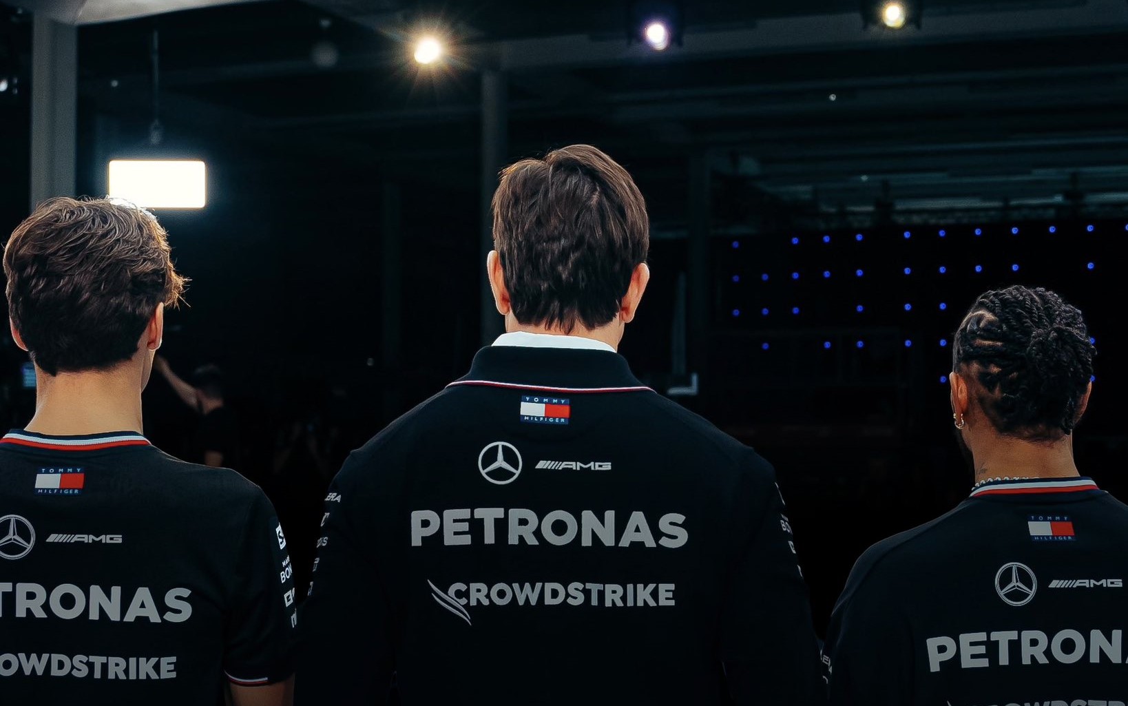 Mercedes Hamilton, Russell e Wolff