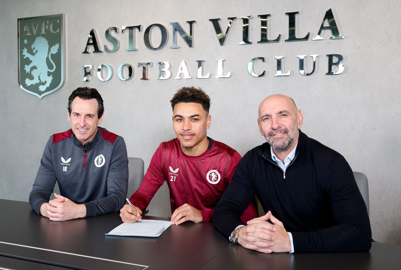Morgan Rogers reforça o Aston Villa