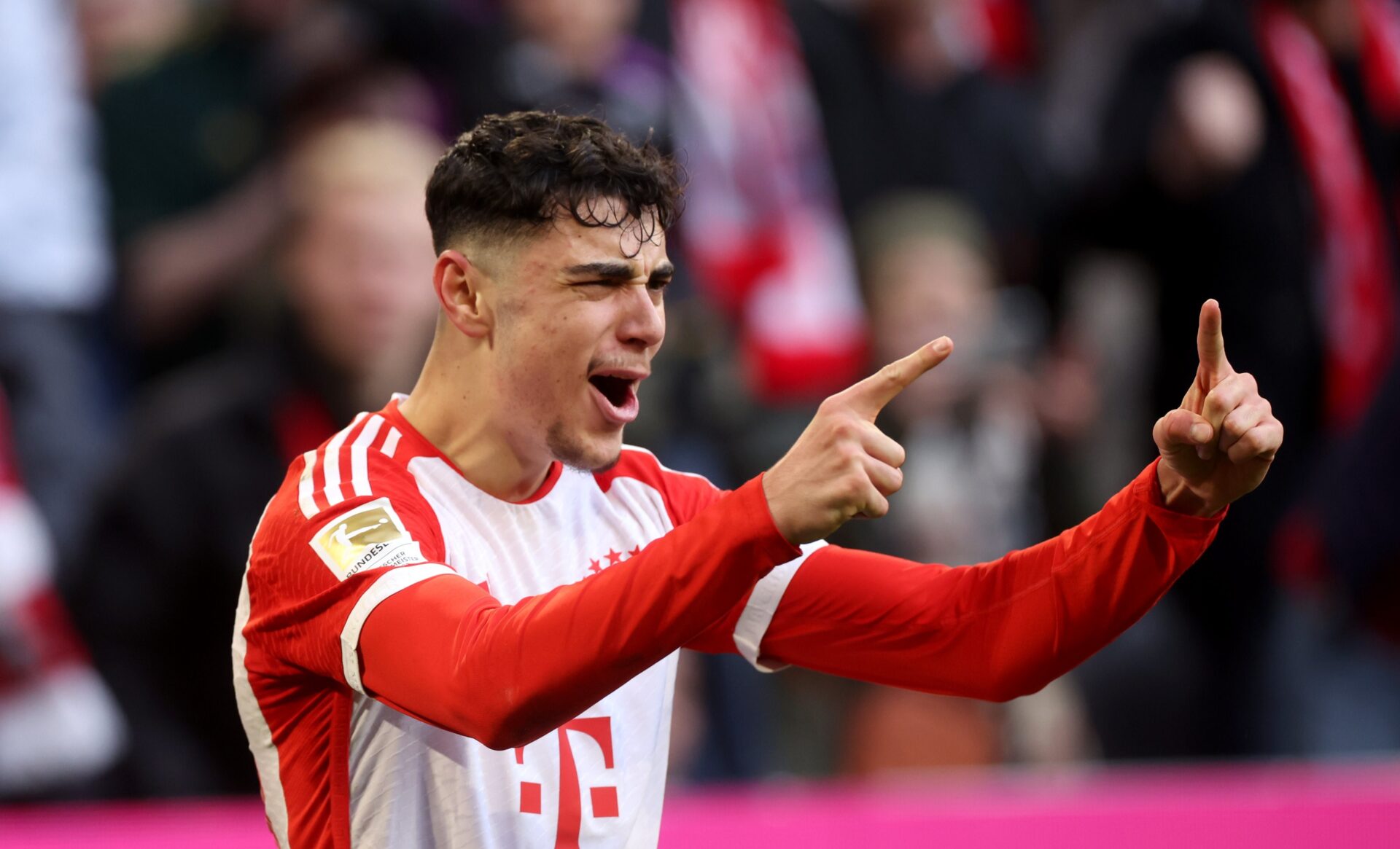 Pavlovic a jogar pelo Bayern Munique