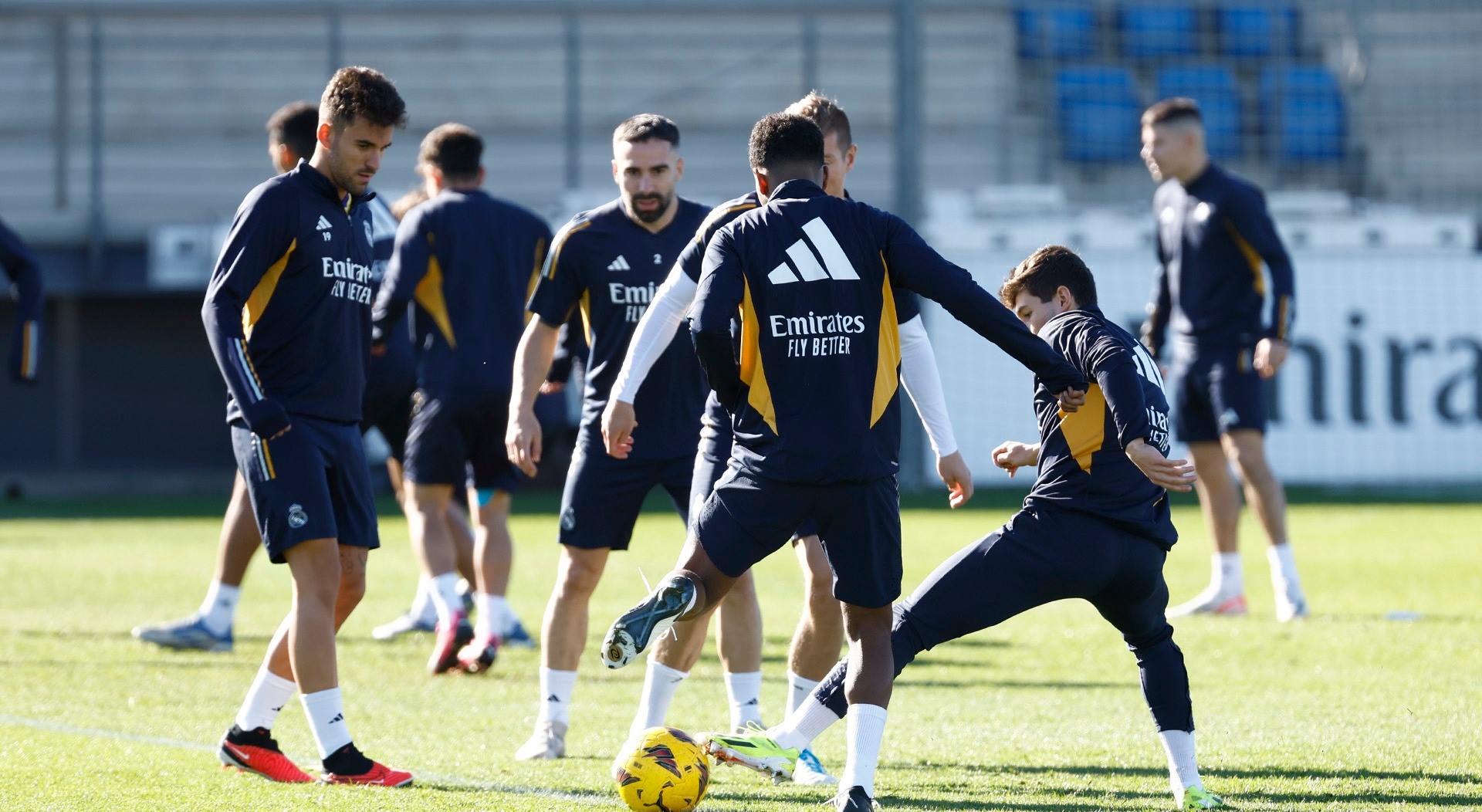 Jogadores do Real Madrid e treinar