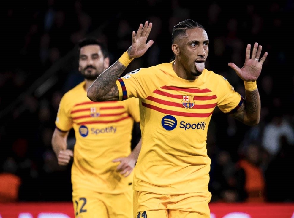 Raphinha a jogar pelo Barcelona