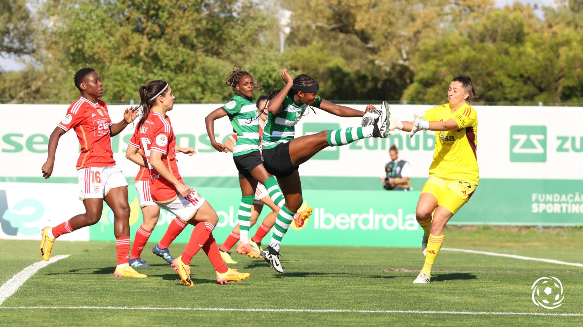 Sporting e Benfica jogadoras