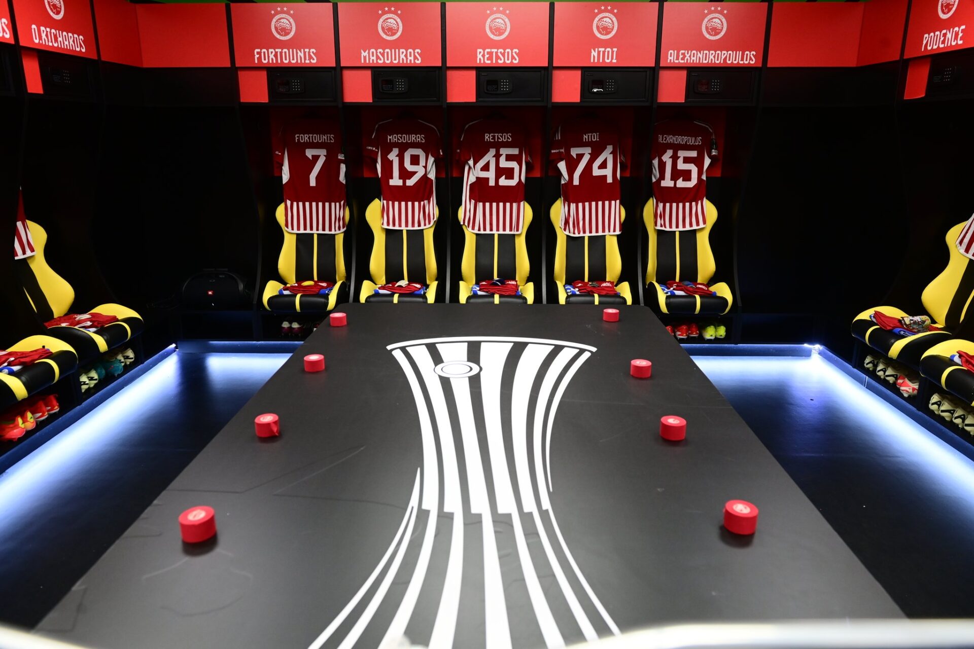 Liga Conferência Olympiacos