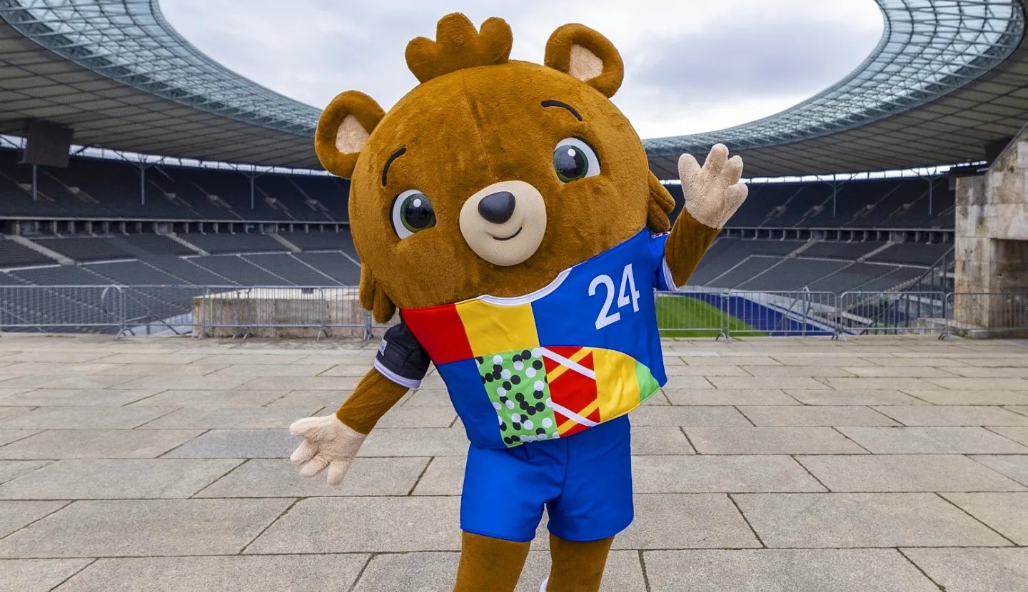 Euro 2024 mascote em Berlim