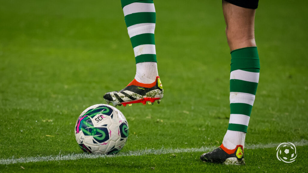 Bola Futebol Canelas