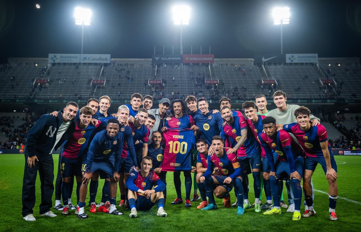 Jogadores do Barcelona Jules Koundé