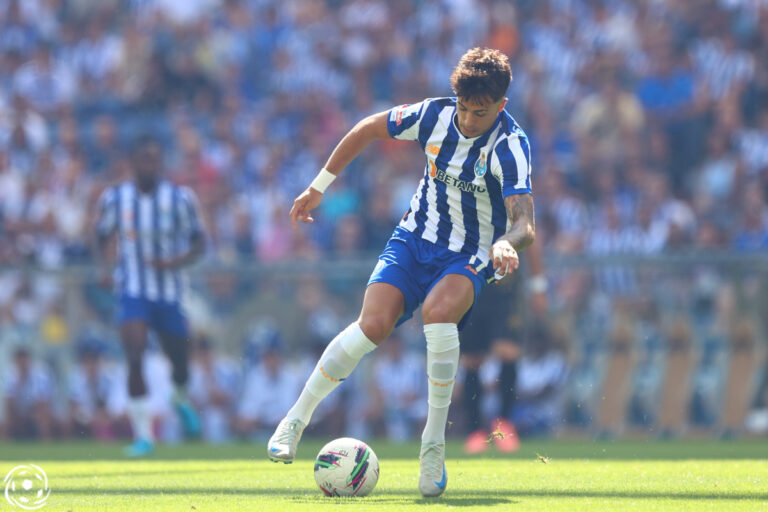FC Porto define preço de Iván Jaime e jogador já está a ser associado a uma equipa
