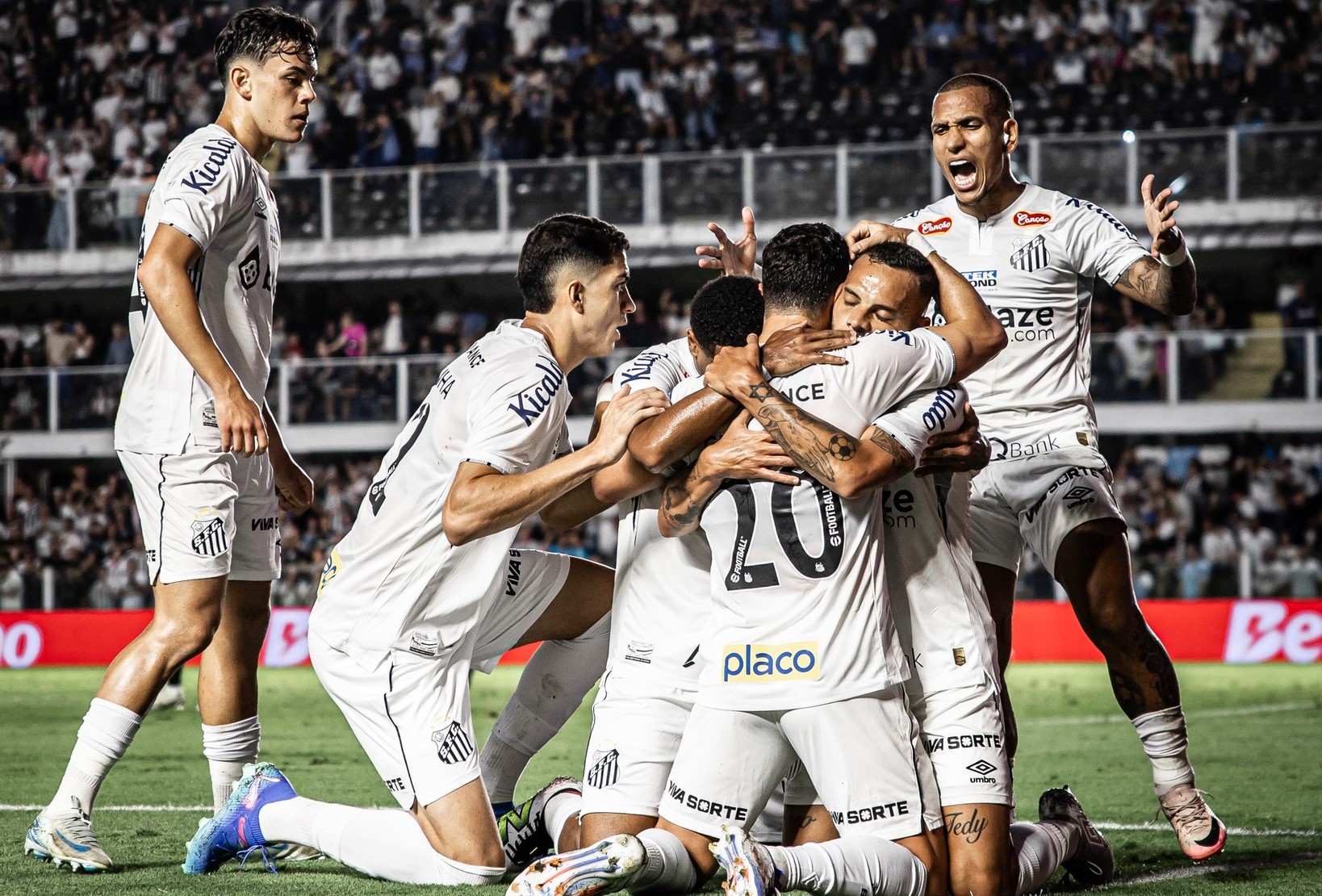 Jogadores do Santos Arsenal