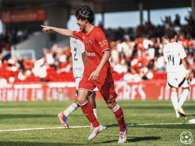 Kanya Fujimoto troca o Gil Vicente pelo Championship