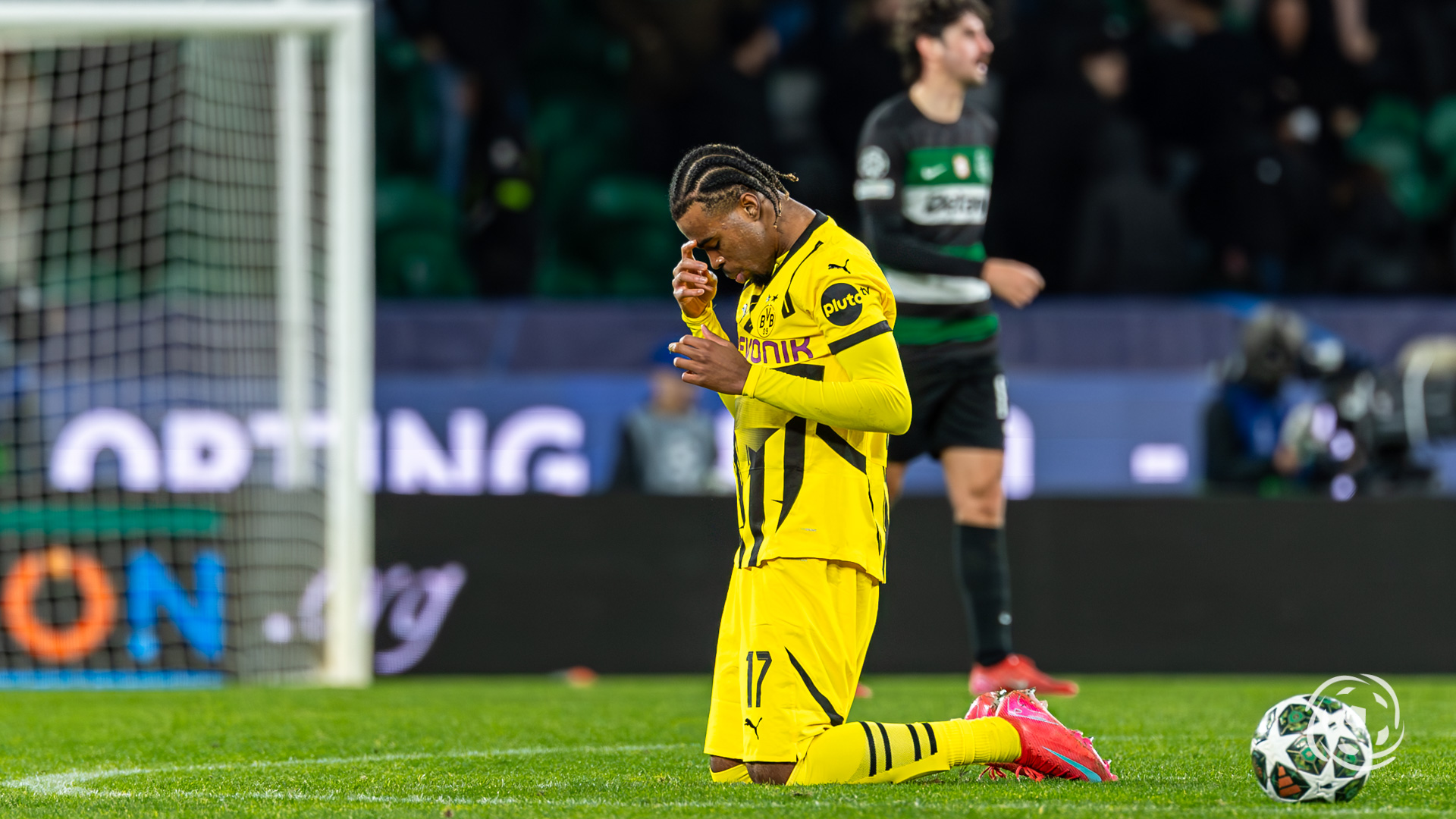 Carney Chukwuemeka Borussia Dortmund