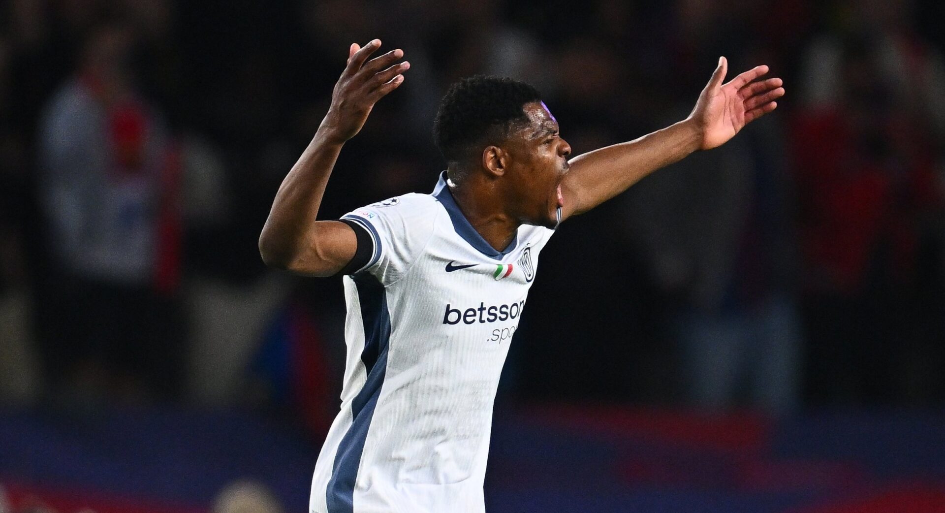 Denzel Dumfries Inter Milão