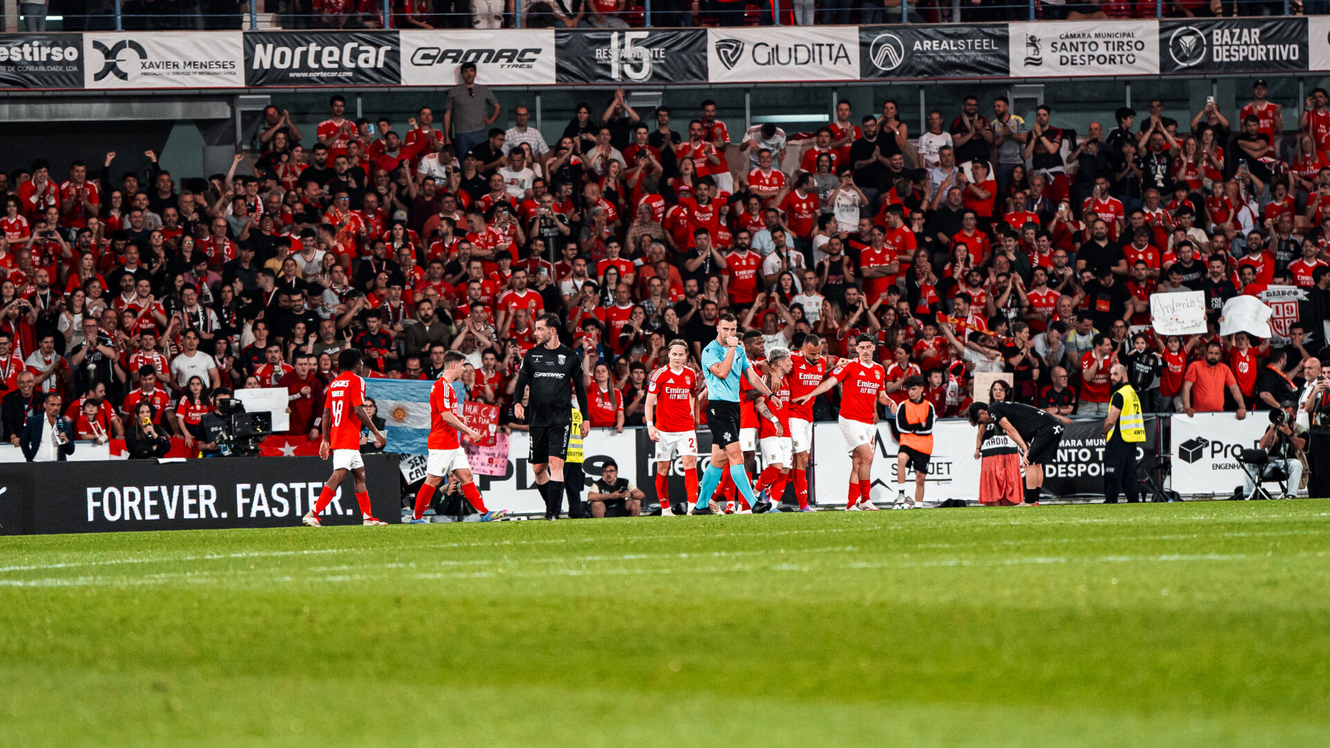 Jogadores Benfica Arthur Cabral