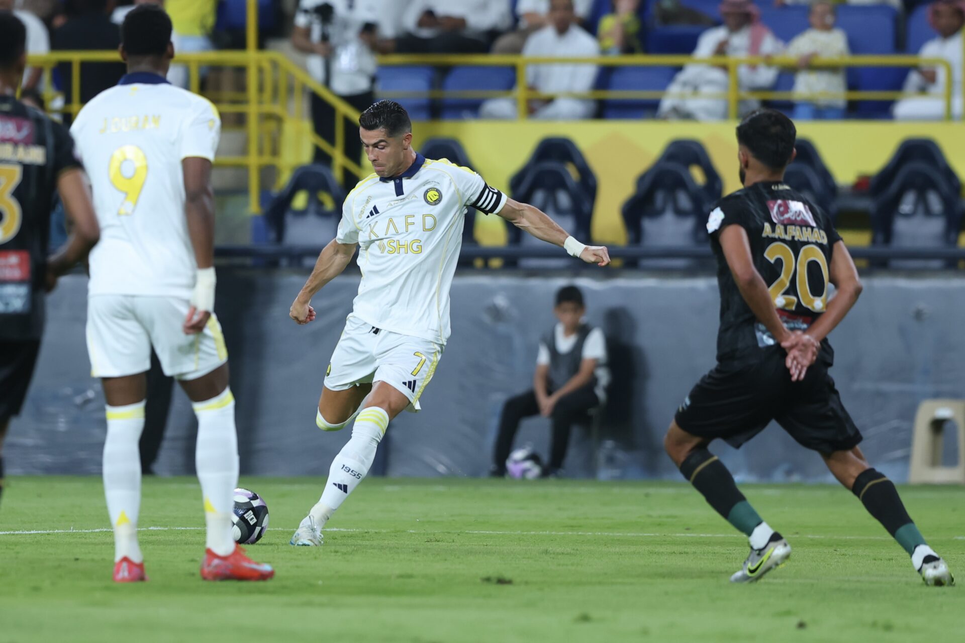 Cristiano Ronaldo no Al Nassr contra o Al Khaleej
