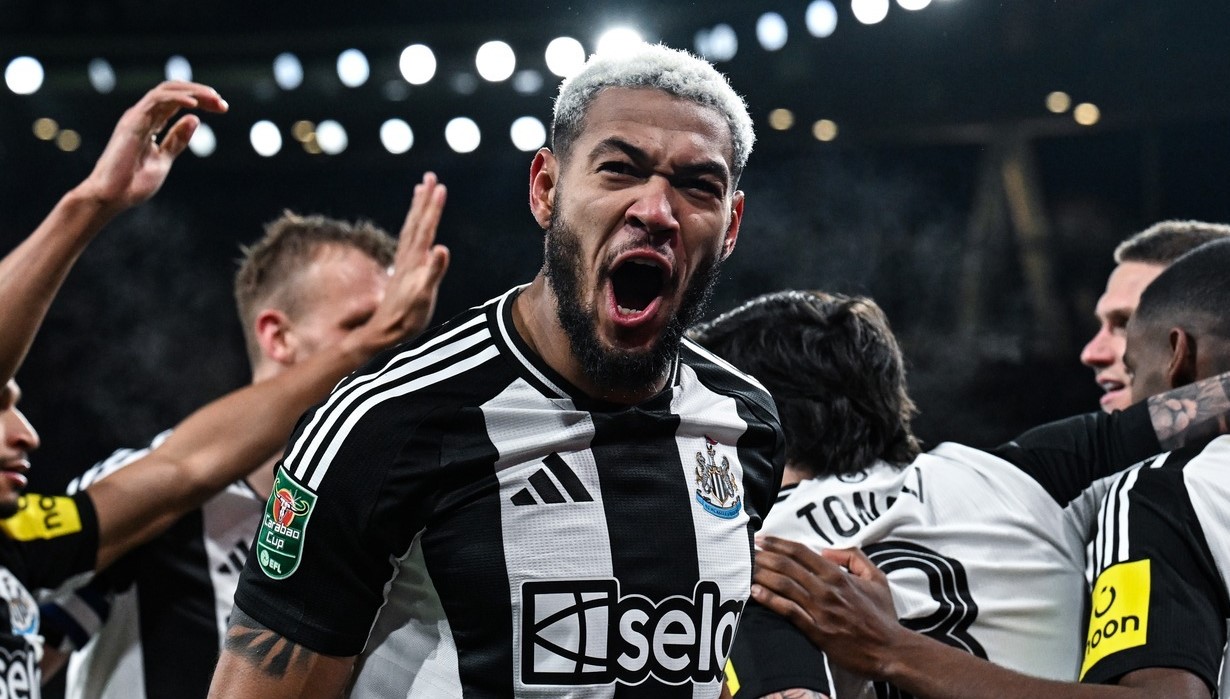 Jogadores do Newcastle United celebram