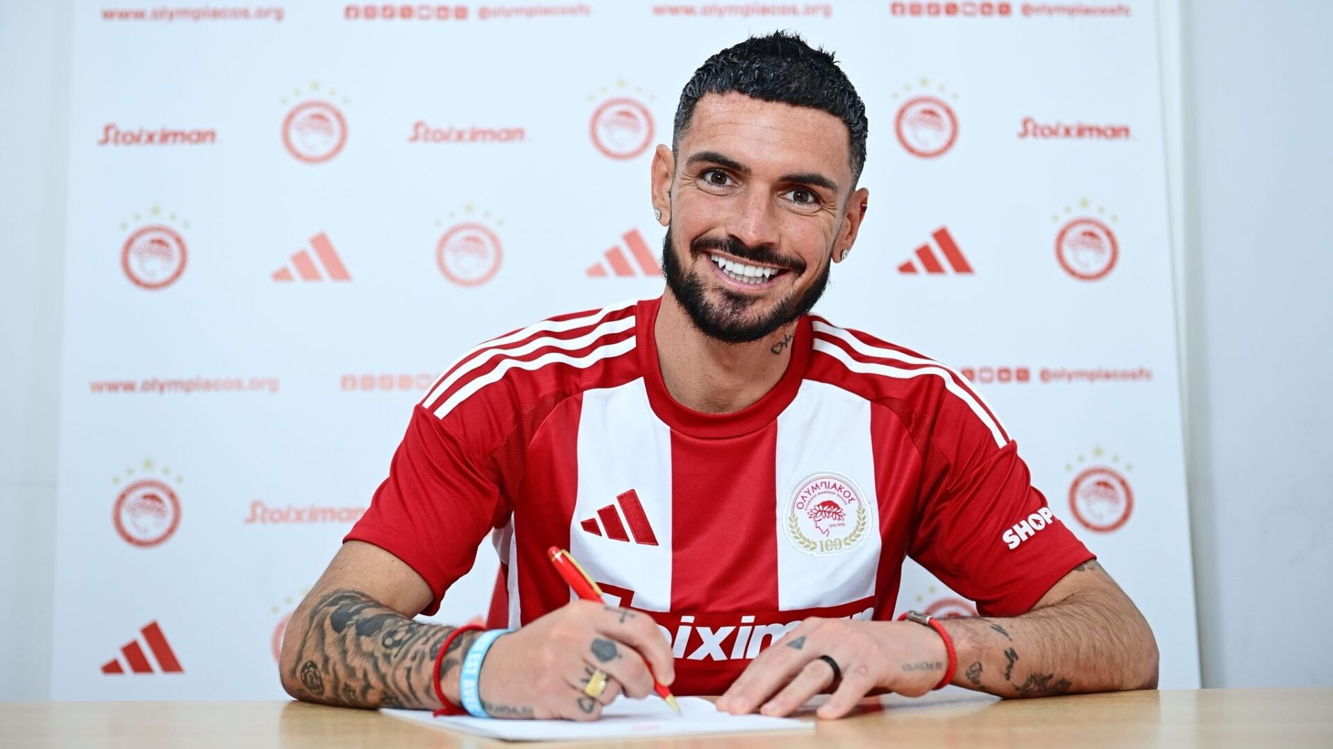 Rémy Cabella Olympiacos