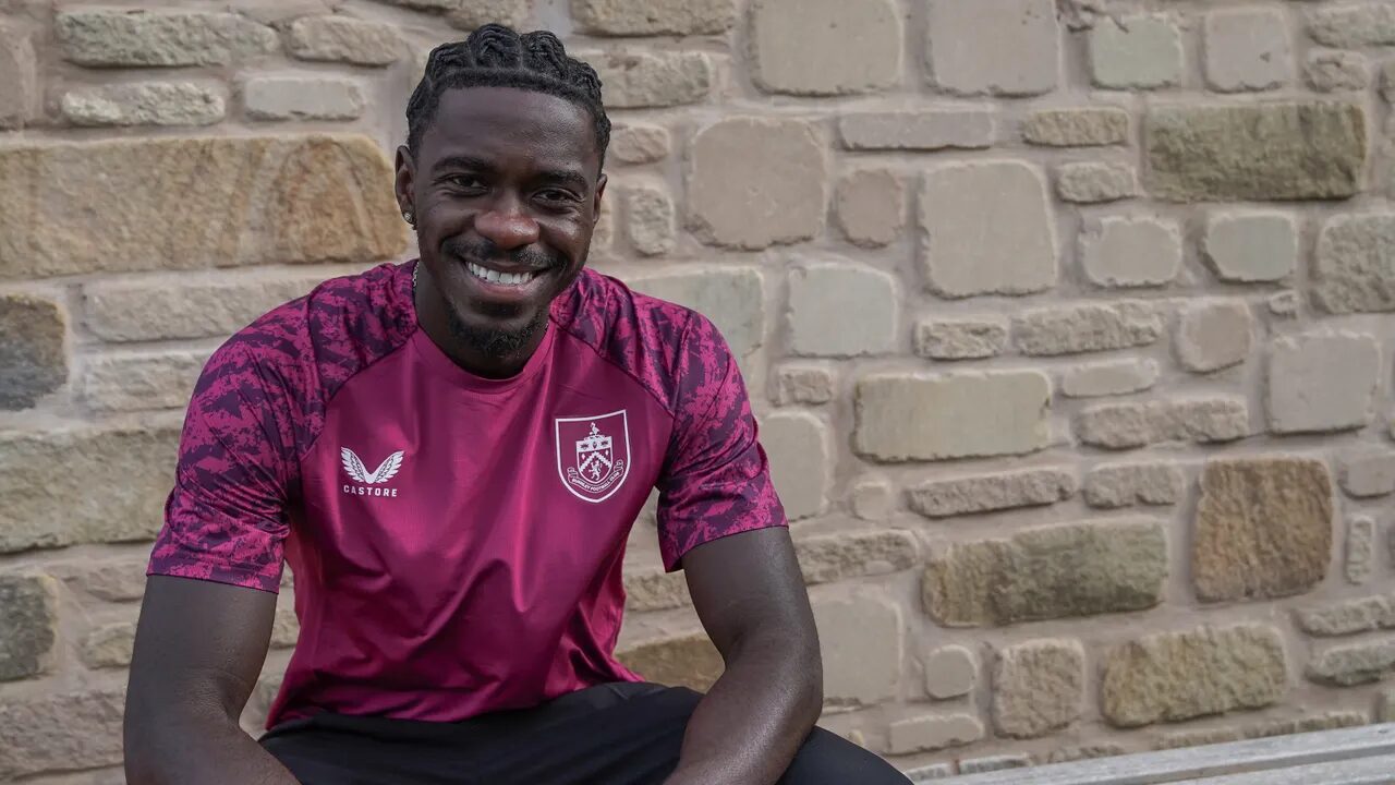 Axel Tuanzebe - Burnley