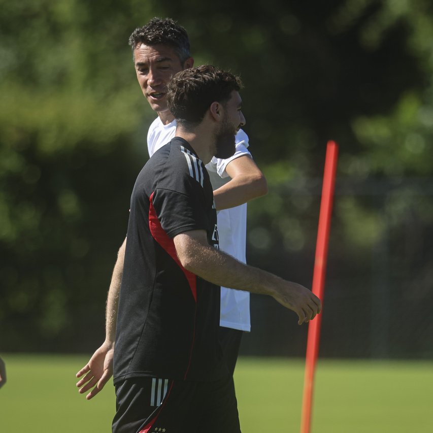 Benfica Kokçu e Lage