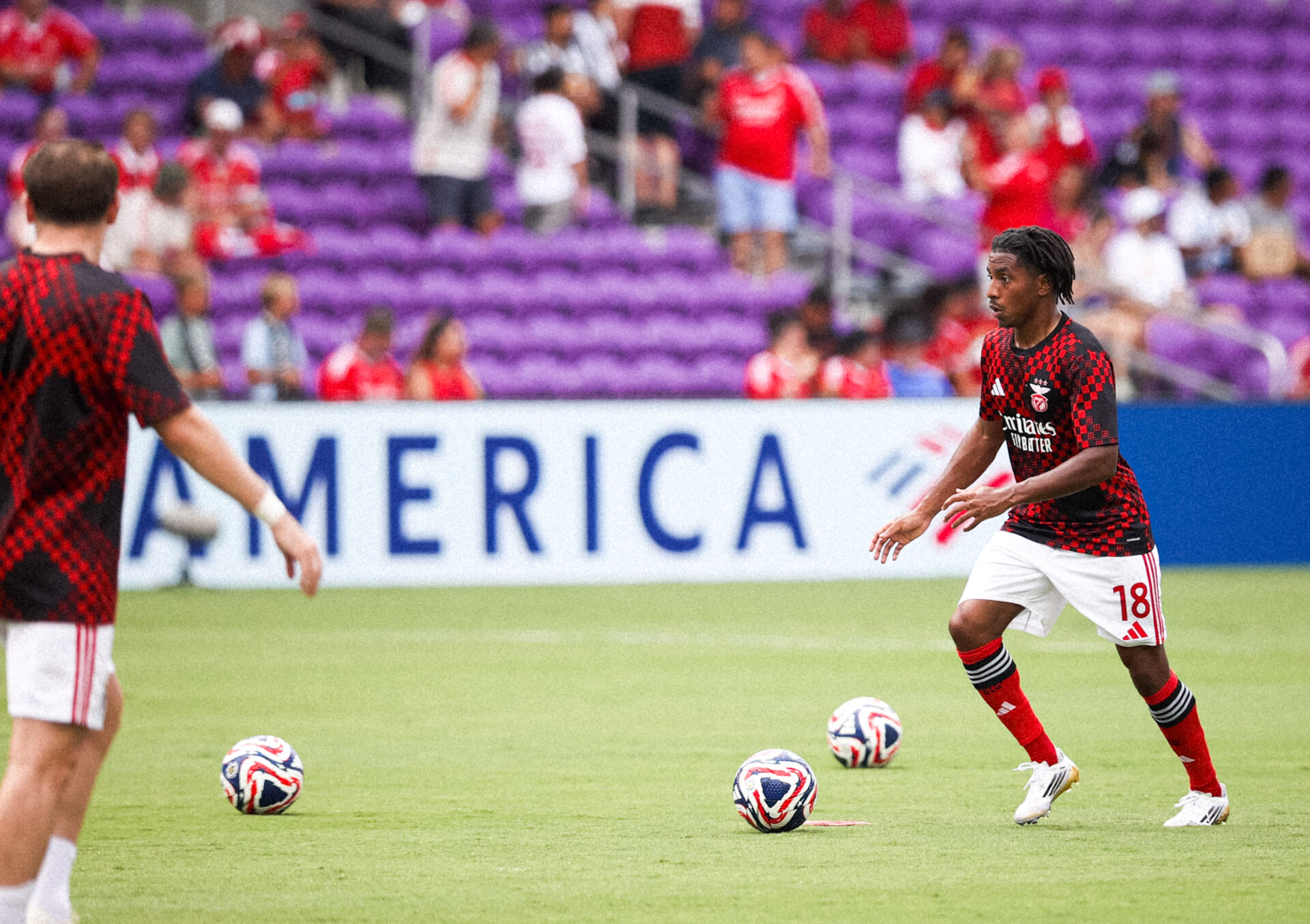 Surpresa: Benfica x Auckland City continua 0-0 ao intervalo