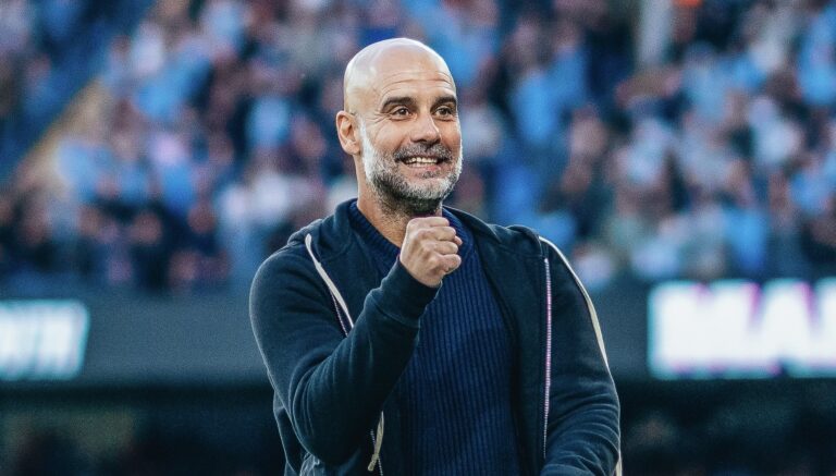 Antigo jogador do FC Porto não fecha a porta a uma saída do Manchester City