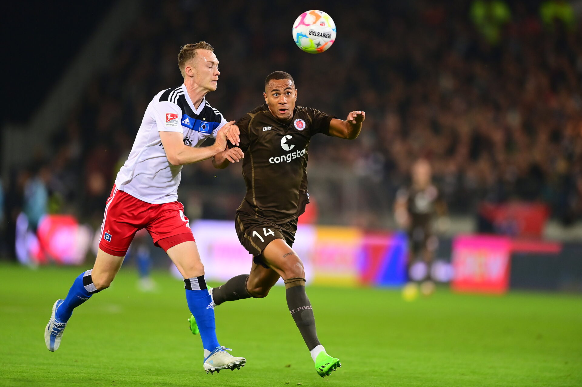 St. Pauli e Hamburgo num dérbi disputado a 16.10.2022.