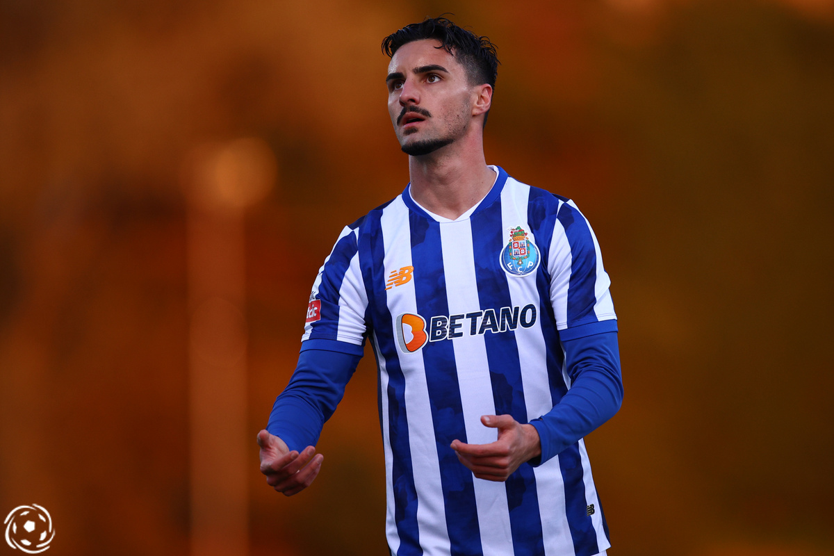 Stphen Eustáquio FC Porto