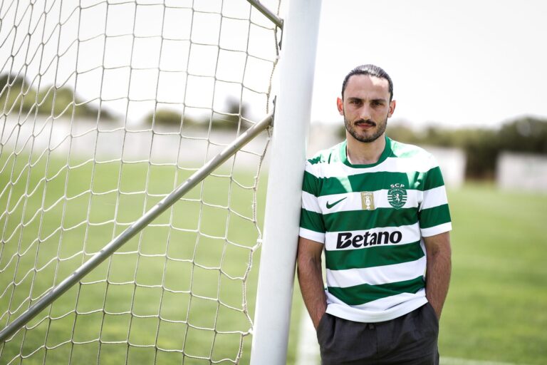 Giorgi Kochorashvili apresentado no Sporting: «Estou a viver um sonho»
