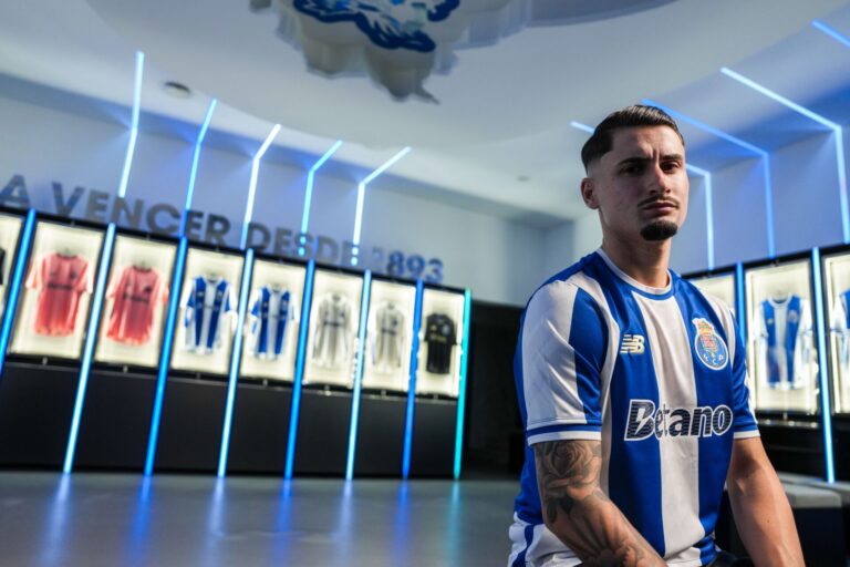 Borja Sainz aponta FC Porto o «melhor clube de Portugal» e admite: «Falei com o Samu no primeiro dia em que me contactaram»