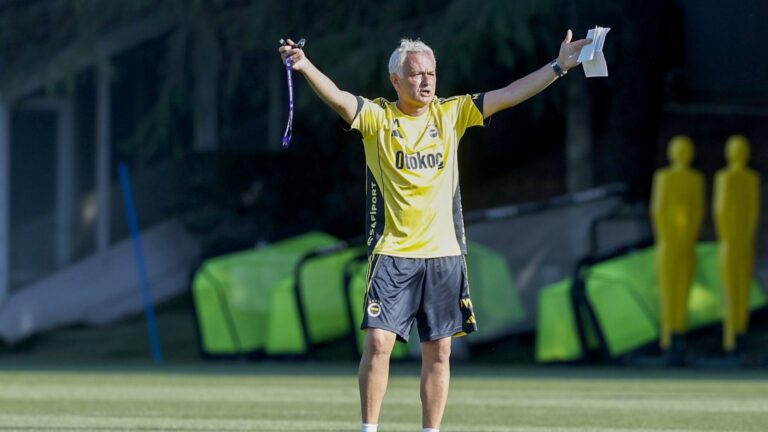 Fenerbahçe quer oferecer 2 jogadores do PSG a José Mourinho e prepara apresentação em Portugal