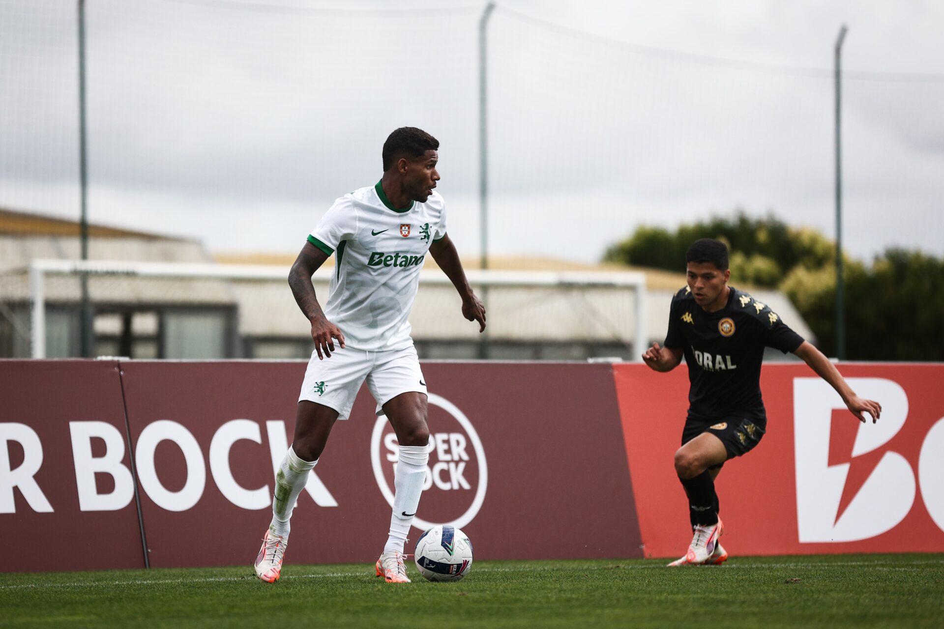 Matheus Reis e Sporting Nacional da Madeira